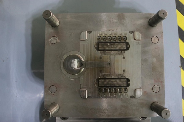 LED Lamp Holder Die Casting Mold